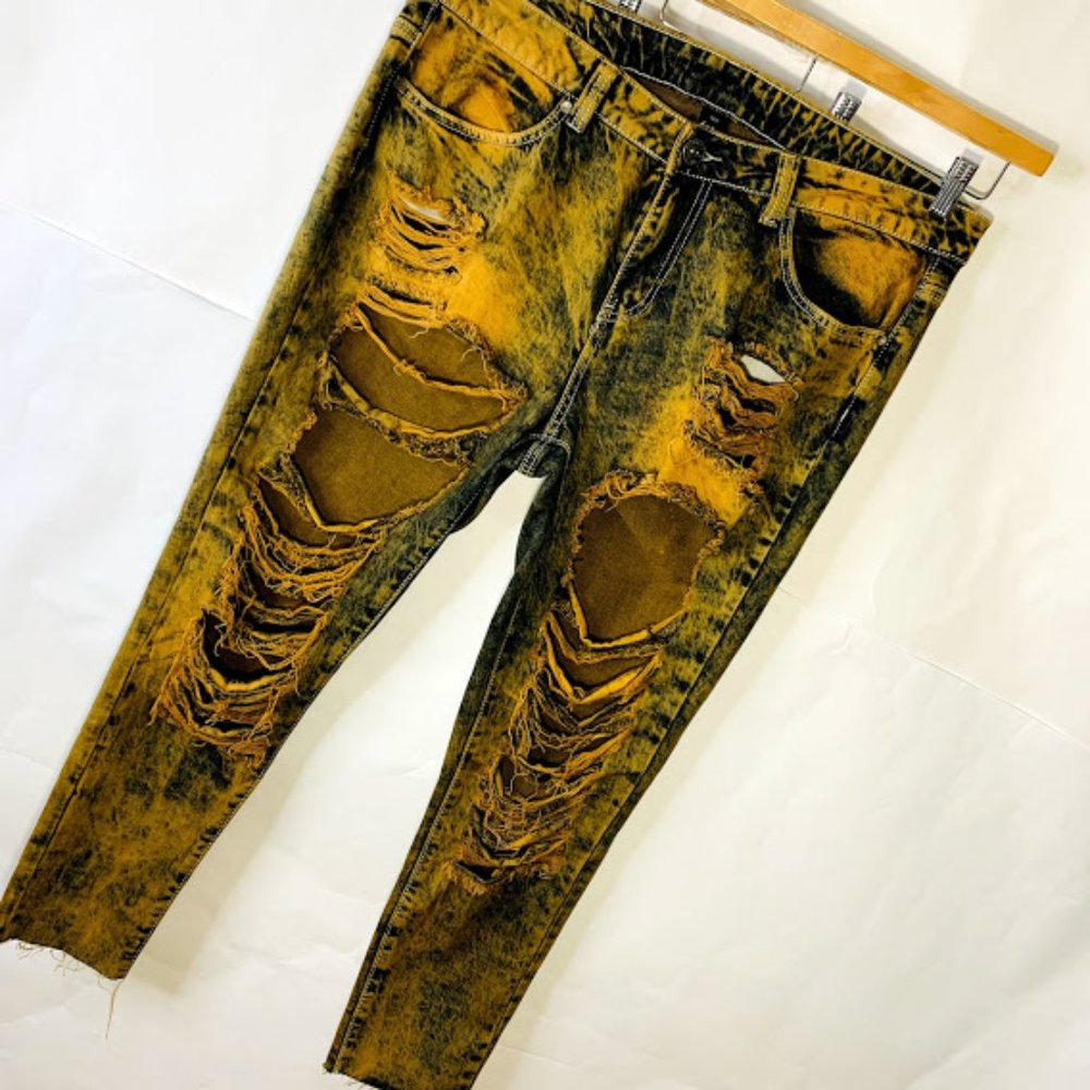 Traffic Distressed Yellow and Black Skinny Jeans